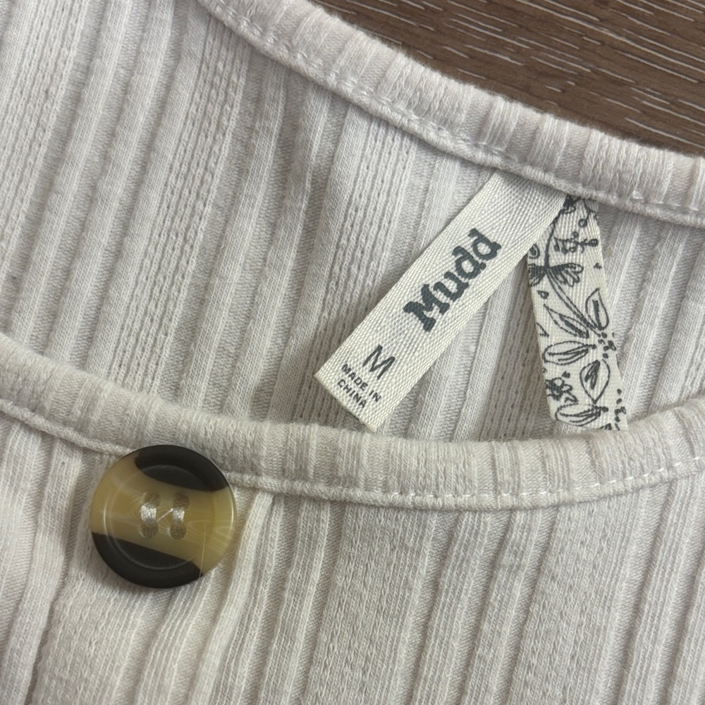 Mudd Cream Buttoned Ribbed Tank - Picture 2 of 3